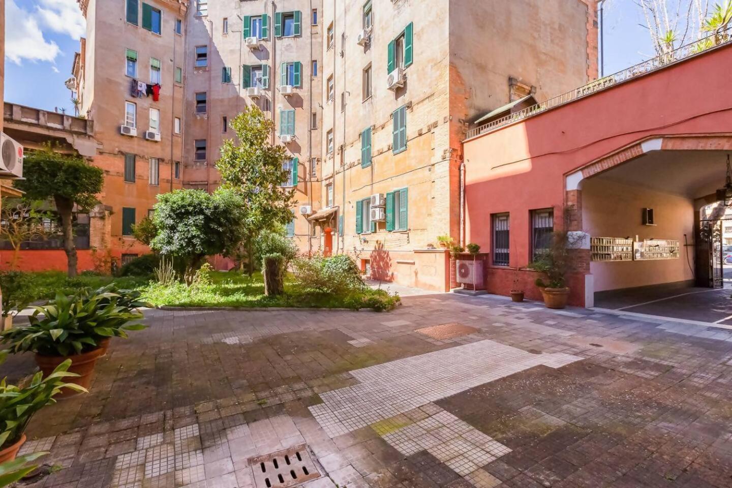 Bright And Spacious 2Bdr Apartment Рим Екстериор снимка
